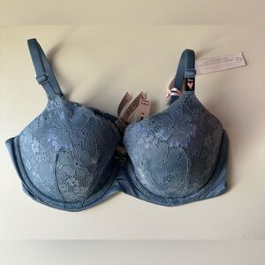 NWT Victorias Secret Body by Victoria bra
